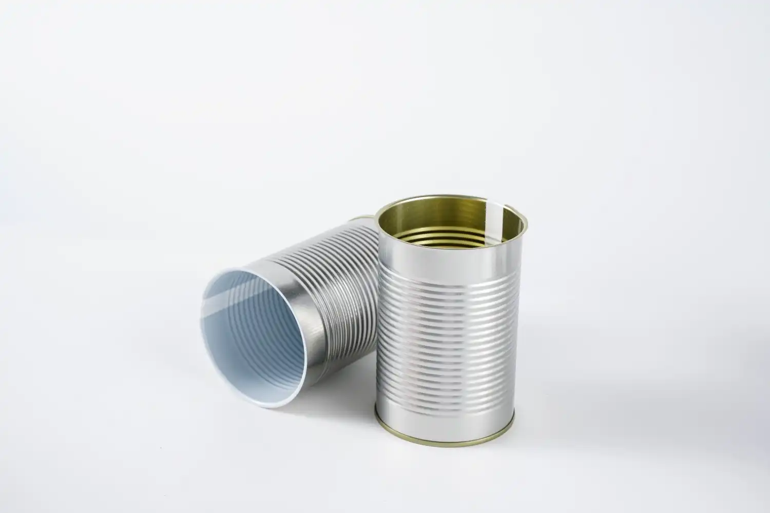 empty food can